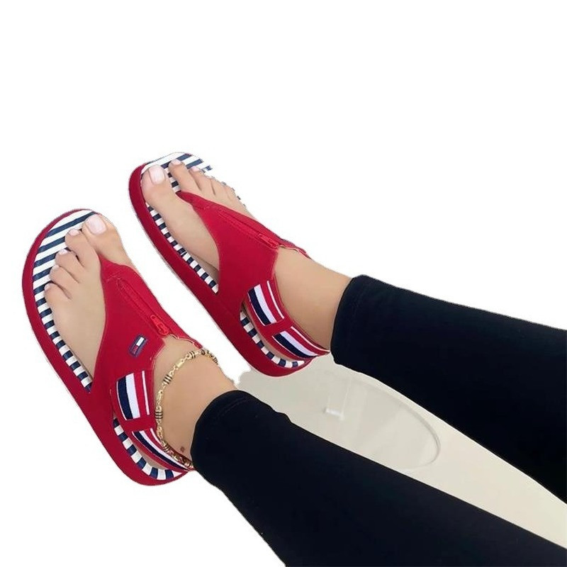 35-43 nyári vaskos sarkú női kültéri szandál vastag talpú, alkalmi strandmagasság Női cipő