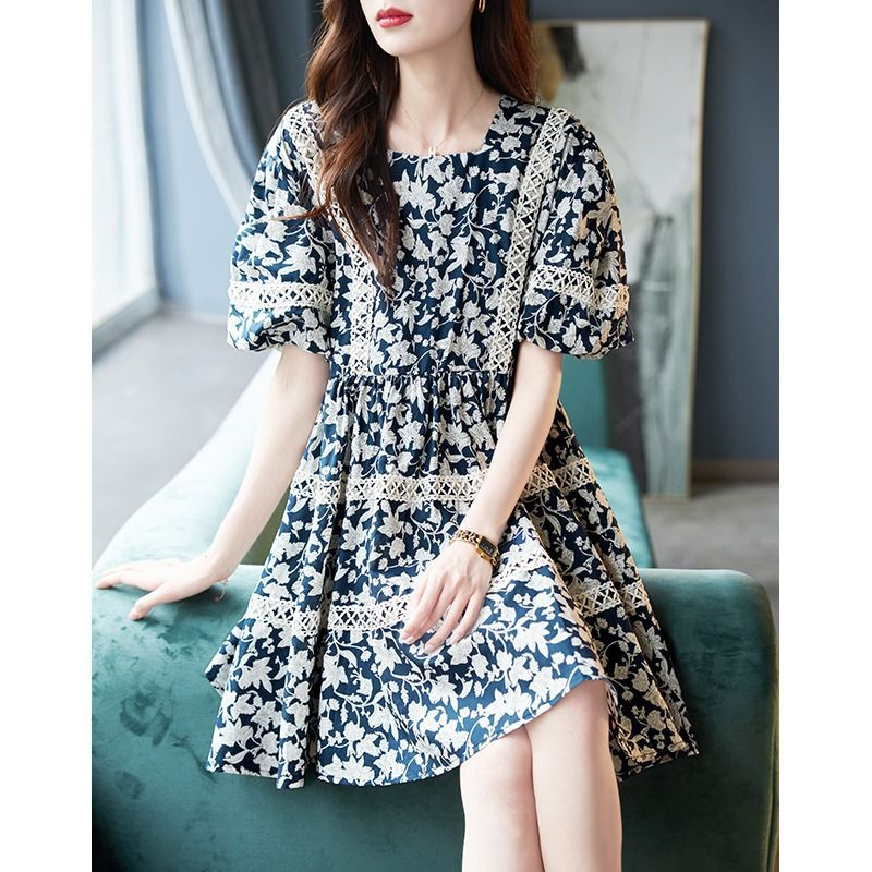 Moodsa trükitud splaissitud volditud pits, puhv varrukas Vintage kleit Naiste riided 2024. aasta suvine uus avar kontorikleit daami lilledega