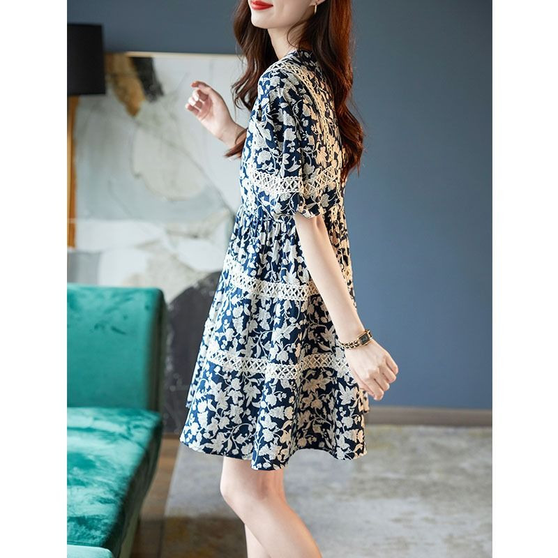 Moodsa trükitud splaissitud volditud pits, puhv varrukas Vintage kleit Naiste riided 2024. aasta suvine uus avar kontorikleit daami lilledega