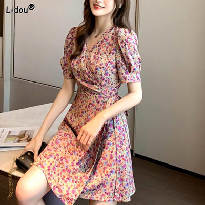 Μίνι περιστασιακά εμπριμέ, μοντέρνα και κομψά, πολύχρωμα, με κορδόνια σε λαιμόκοψη με λεπτή εφαρμογή, Κομψά καλοκαιρινά λεπτά κοντομάνικα φορέματα Γυναικεία ρούχα