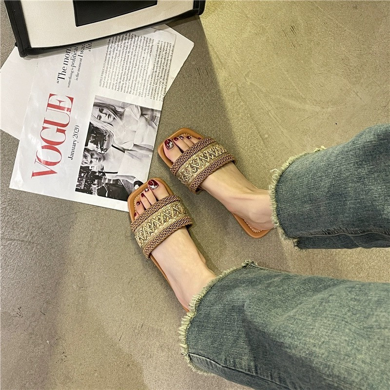 Dimensiune mare One Font Flat National Wind Pregătire Cap Pătrat Plajă Papuci Sandale Pantofi Zapatos De Mujer Pantofi Femei