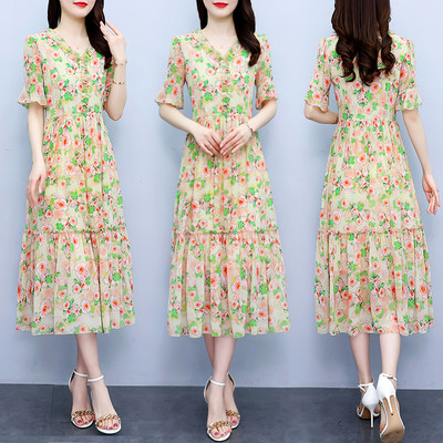 Nyári virágmintás fodros sifon strand maxi ruha női V-nyakú, rövid ujjú, toldott divatos estélyi ruha