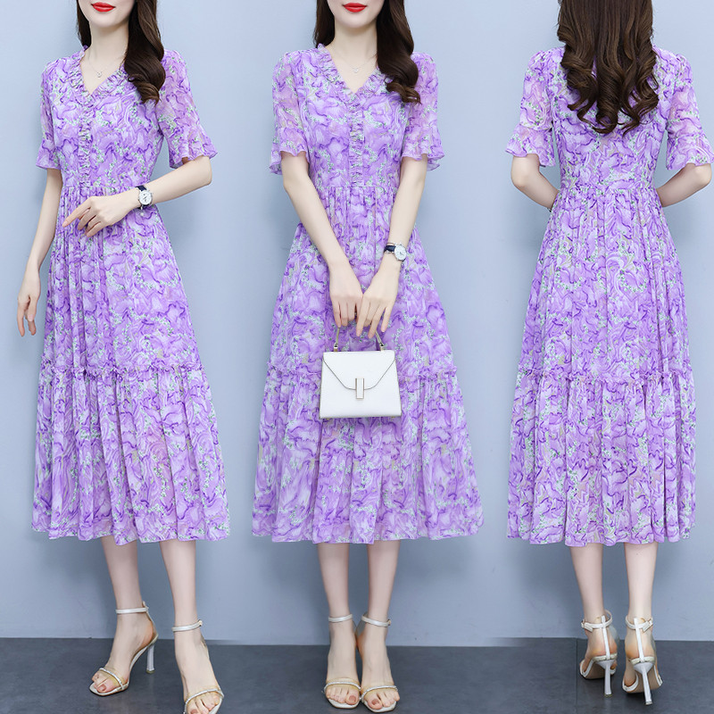 Nyári virágmintás fodros sifon strand maxi ruha női V-nyakú, rövid ujjú, toldott divatos estélyi ruha