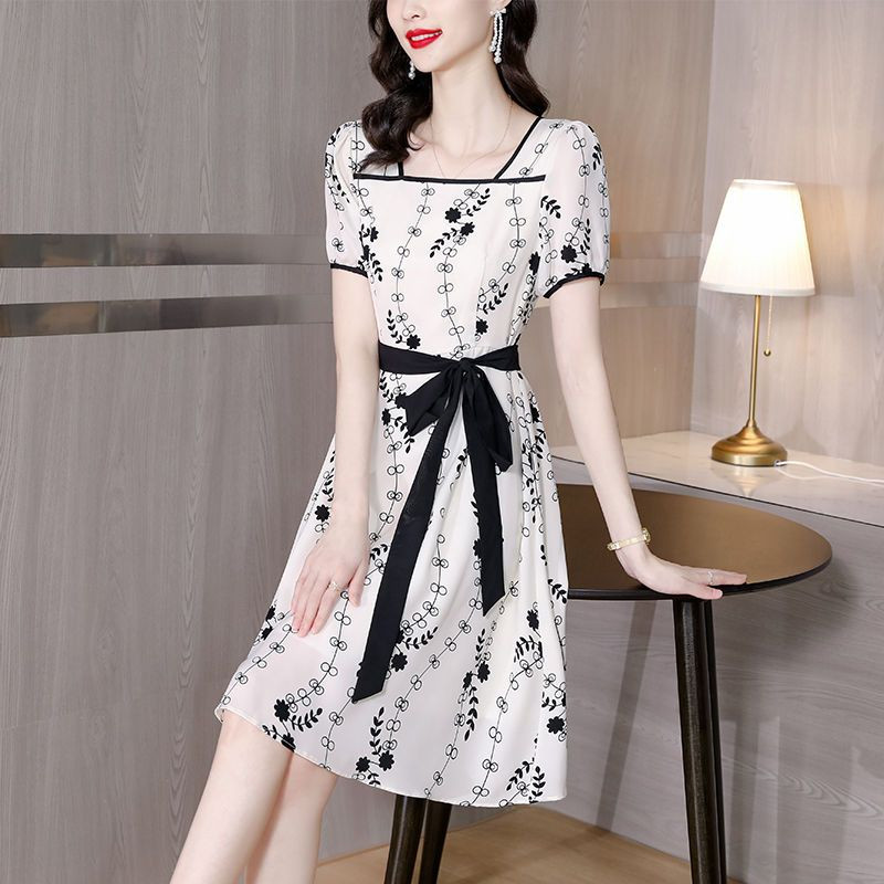 Rochii elegante de vară cu guler pătrat Îmbrăcăminte feminină Moda cu plante cu imprimeu coreean Bandaj cu fundă Navetă Rochie midi cu talie A-Line