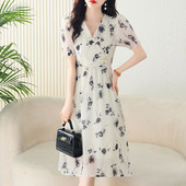 Κομψά κινέζικα φορέματα με πόρπη με δίσκο Γυναικεία ρούχα κοντό μανίκι Κομψό με λαιμόκοψη σε V καλοκαιρινή γραμμή Α σπασμένα λουλούδια Basic midi φόρεμα