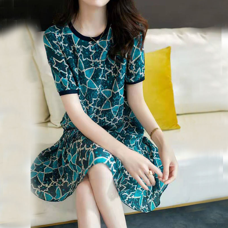 Divatos, elegáns női kerek nyakú, virágos ruhák 2023-as nyári alkalmi rövid ujjú női ruházat Koreai fodros nyomóruha