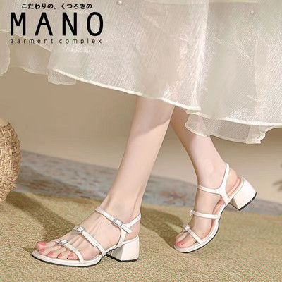 2024 nyár új, nyitott orrú bokapánt magassarkú női cipők ezüst vastag sarkú ruha participők divatos keskeny szalag női szandálok