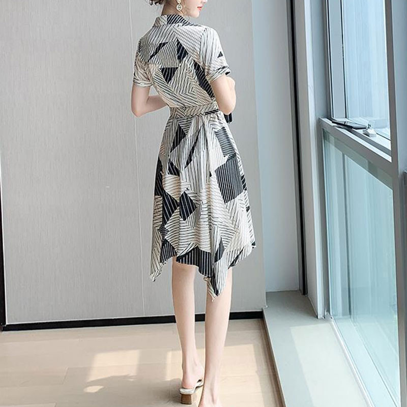 Καλοκαιρινό πόλο με λαιμόκοψη Κομψά φορέματα με ακανόνιστο στρίφωμα Casual ριγέ ματισμένα γυναικεία ρούχα Ασύμμετρο μίντι φόρεμα με κορδόνι σε γραμμή A