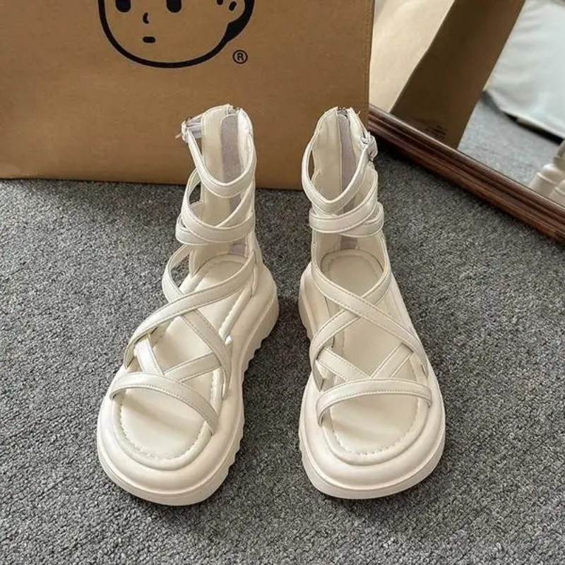 Moodsad naistejalatsid 2024 Hingavad muffinid jalatsid Suurendava kõrgusega ummistused kontsaga kiilu sandaalid Suvised espadrillid Platform Me