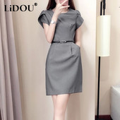 Suvine uus kontor Daam Elegantne mood Bodycon Kleit Naiste Temperament Ühevärviline Rüü Femme Lühikeste varrukatega õhuke kutse Vestido