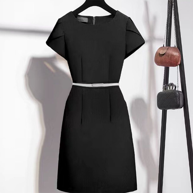 Suvine uus kontor Daam Elegantne mood Bodycon Kleit Naiste Temperament Ühevärviline Rüü Femme Lühikeste varrukatega õhuke kutse Vestido