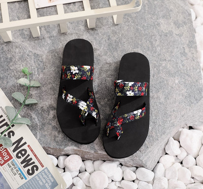 Suvised naiste plätud vabaaja sussid Lamedad sandaalid Rannakingad Moodne platvorm Naiste sandaalid Zapatos De Mujer