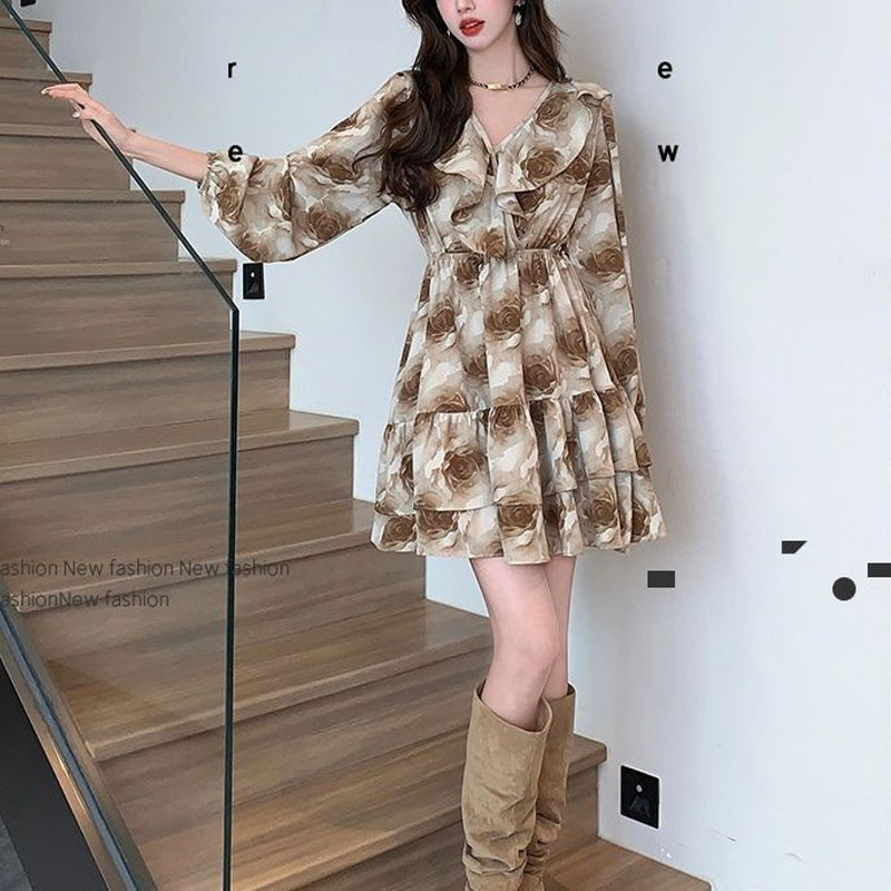 Elegáns V-nyakú, stílusos fodros midi ruha alkalmi rózsamintás női ruházat tavaszi őszi francia stílusú A-vonalú derék ruhák