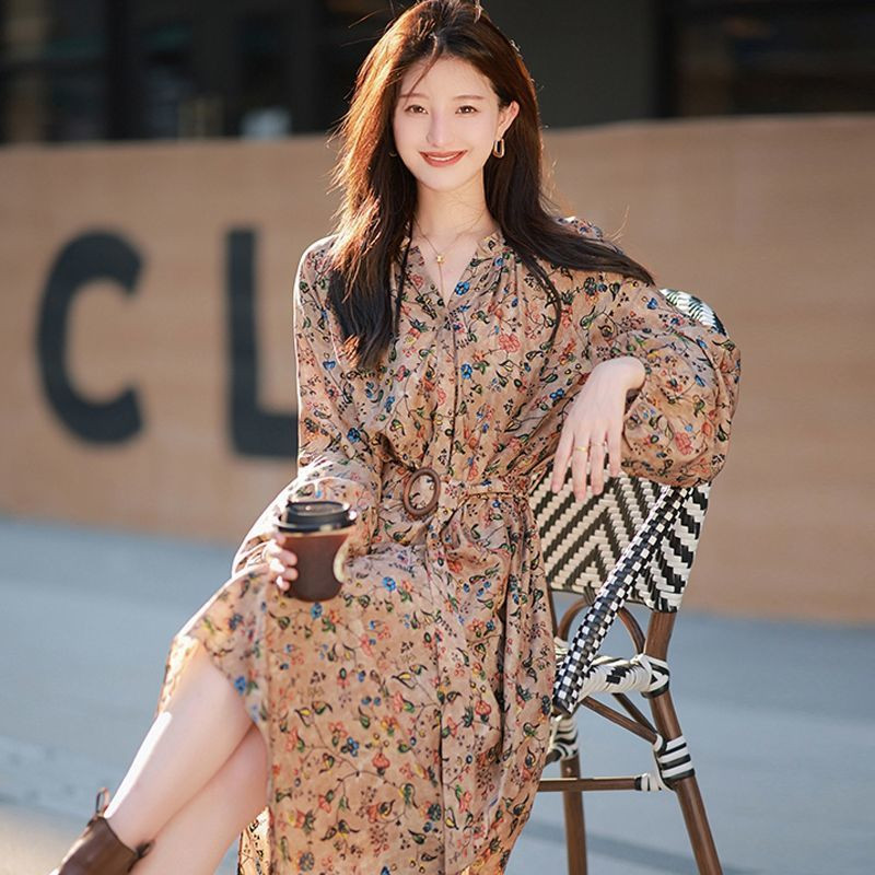 Toamna 2023 Rochie nouă de modă pentru femei, cu mâneci lungi, flori fragmentate, confortabilă și înflorită, versatilă, pentru navetă