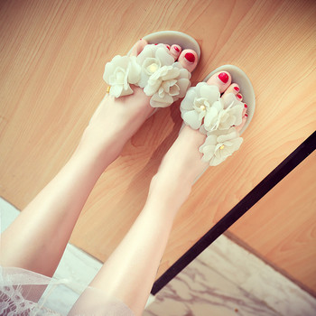 2022 НОВИ чехли Camellia Jelly EUR Szie 36-40 Outside Women Sandals Dame Sun Beach PVC Flower Flower Flower 2 Colors