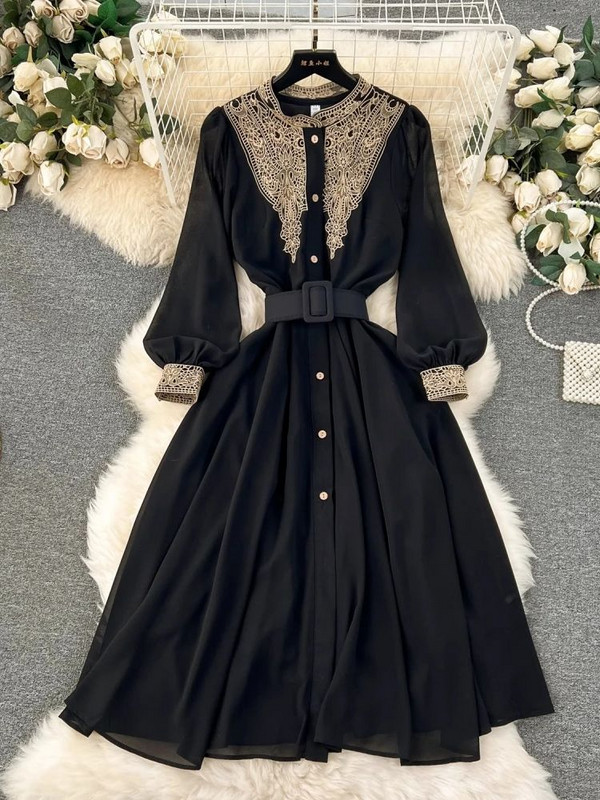 Jauna modes pavasara vasaras ziedu izšūšanas kleita Sieviešu kājiņam ar garām piedurknēm, šuvēm šifona jostas ballītei Midi Vestidos