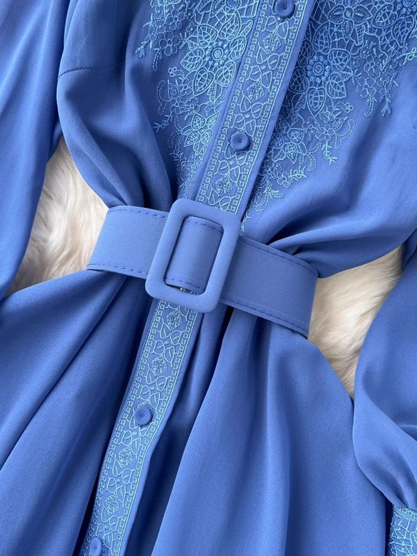 Jauna modes pavasara vasaras ziedu izšūšanas kleita Sieviešu kājiņam ar garām piedurknēm, šuvēm šifona jostas ballītei Midi Vestidos