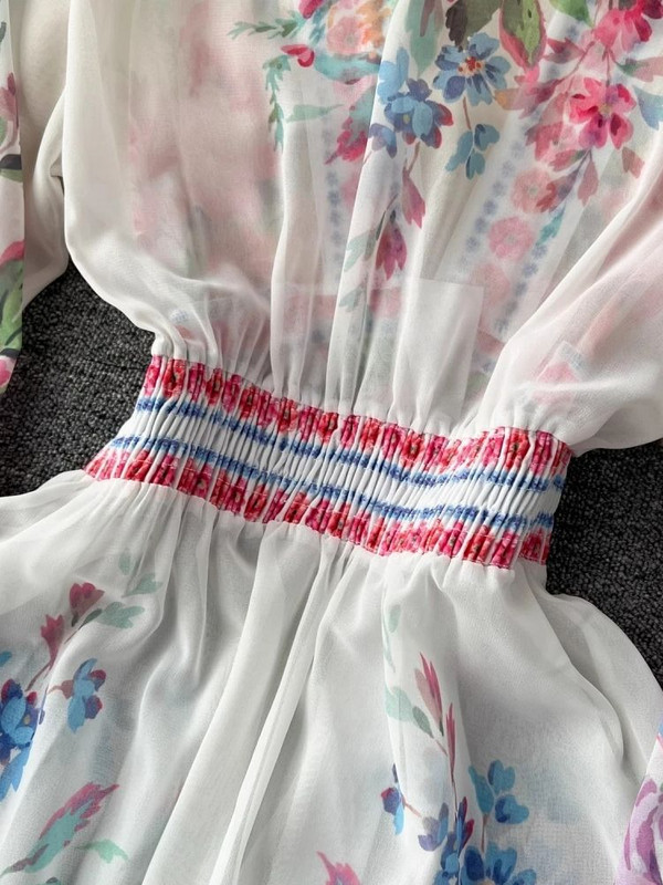 2024. aasta mood Imeilus lilleline šifoon, läbipaistev volangidega kleit Naistele seksikas sügava V kaelusega pikkade varrukatega lilleprint Boho rüü Vestido