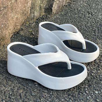 Σαγιονάρες καλοκαιριού 2024 Νέες παντόφλες χοντρή σόλα για γυναίκες Παπούτσια πλατφόρμας Wedges Μαλακή σόλα EVA Γυναικεία σανδάλια Αντιολισθητικά στρογγυλά δάχτυλα