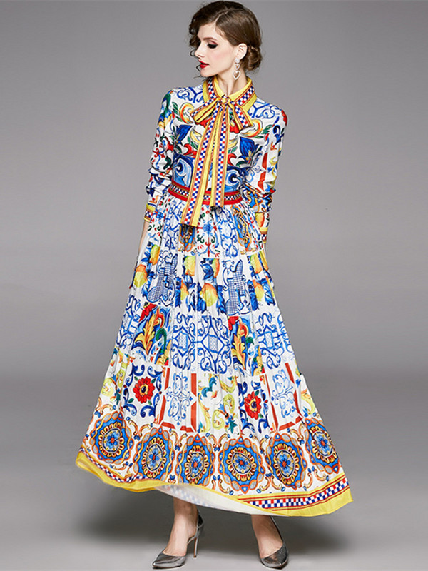 Σχεδιαστής Runway Πλισέ Φορέματα Maxi Γυναικεία Μπλε και Λευκή πορσελάνινη στάμπα Φιόγκος λαιμόκοψη Vintage φαρδιά ρόμπα Boho Long Party Φόρεμα