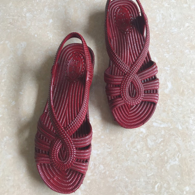 Naiste sandaalid PVC lamedad, uued avatud varbad Rannakingad, soliidsed naiste jalatsid, vabaaja platvorm, väljalõigatud mugavad naiste sandaalid