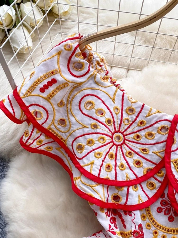 Καλοκαιρινό γιορτινό κέντημα φόρεμα 2024 για γυναικείο σέξι βολάν έξω από τον ώμο με βολάν, κούφιο, ελαστικό φλοράλ μίνι κοντό Vestido