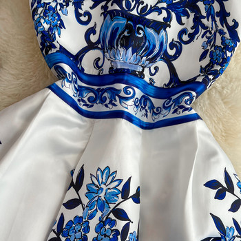Дамска миди рокля с принт в синьо и бяло порцелан