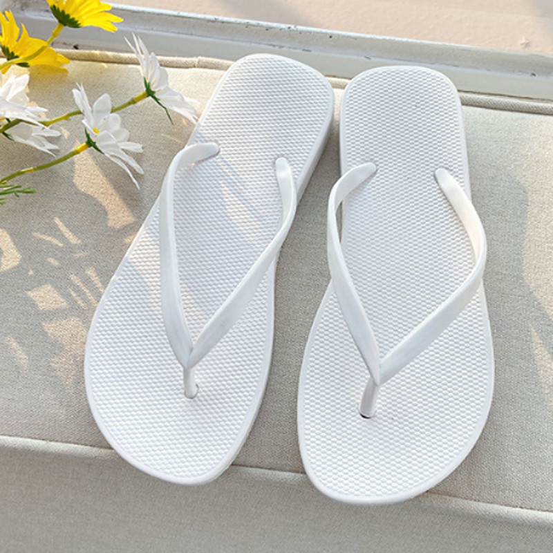 Uued plätud suvised rannaäärsed vabaaja sussid