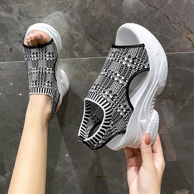 Clumpák Sarokkal Fekete Platform Szandál Muffin cipő 2023 Nyári Csatos Szíj Med Öltöny Női Bézs Női Ék Női Cipők T