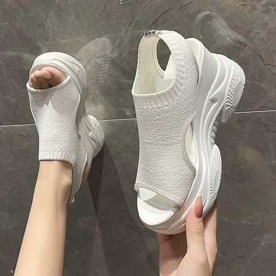 Clumpák Sarokkal Fekete Platform Szandál Muffin cipő 2023 Nyári Csatos Szíj Med Öltöny Női Bézs Női Ék Női Cipők T