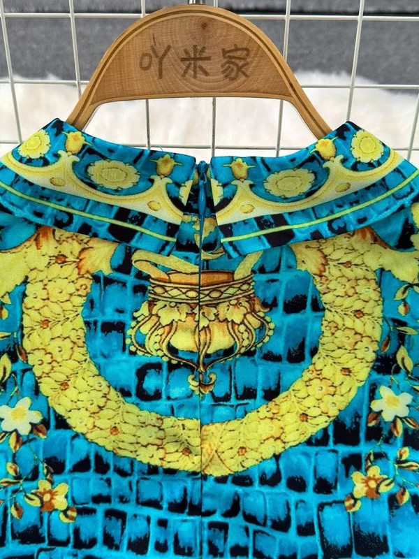 Pavasara un vasaras modes baroka stila kleita sievietēm ar šifona raibumu, garām piedurknēm, krāsainiem blokiem ballītei, maza, brīva līnija