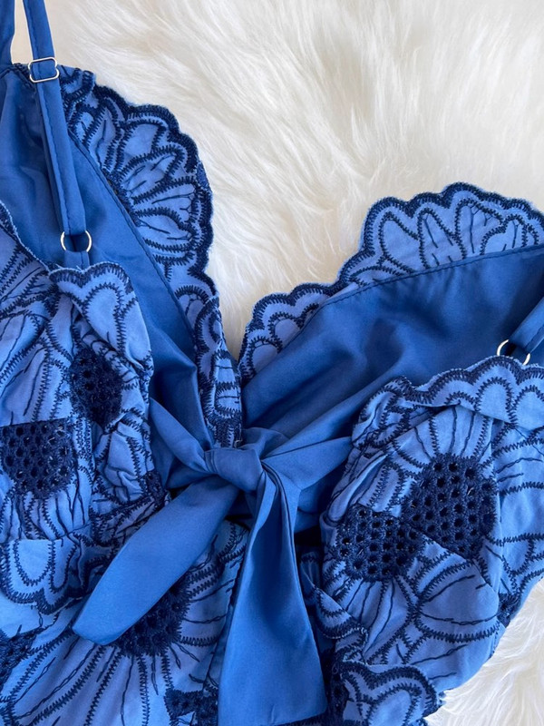 2024 Summer Daisy Embroidery Flower Sling φόρεμα Γυναικείο σπαγγέτι λουράκι εξώπλατο παπιγιόν Hollow Out Beach Party Robe Vestidos