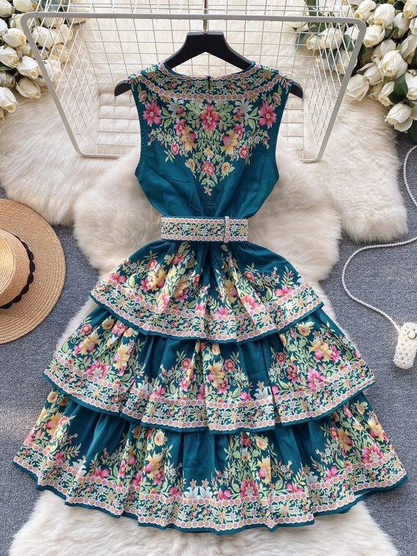 Καλοκαιρινό Bohemian Flower Cascading Ruffles Φόρεμα για τούρτα Γυναικείο αμάνικο V λαιμόκοψη Floral στάμπα με κορδέλα επάνω ζώνη Γόνατο Boho Tank Vestido