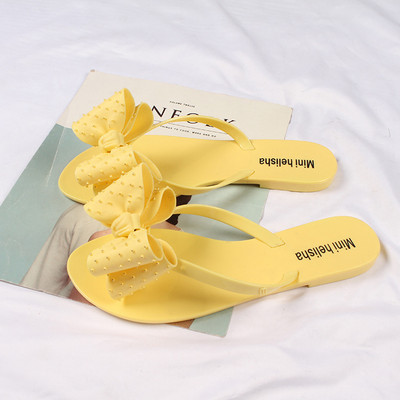 2023-as nyári cipők női divat színes gyémánt kívül, tengerparti női papucsban, strandon menő női papucs