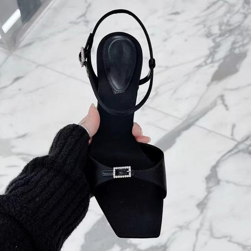 Ljetne niske sandale 2024. Žensko kožno odijelo Ženske bež ženske cipele Visoke potpetice Niske pete crne udobne Nove stileto djevojke Fas