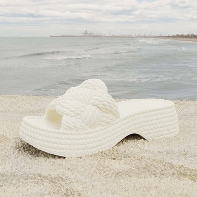 Sussid Naiste platvorm kiilud plätud Suvised vabaaja hubased liumäed Disainer Rannakleit Sandaalid Mood Sport Naistekingad