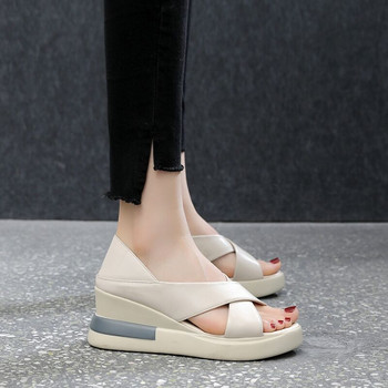 Чанта за мъфини Сандали на ток Дамски 2022 Лято Нови модни връхни облекла с високи токчета Удобни дамски обувки с дебела подметка и клин