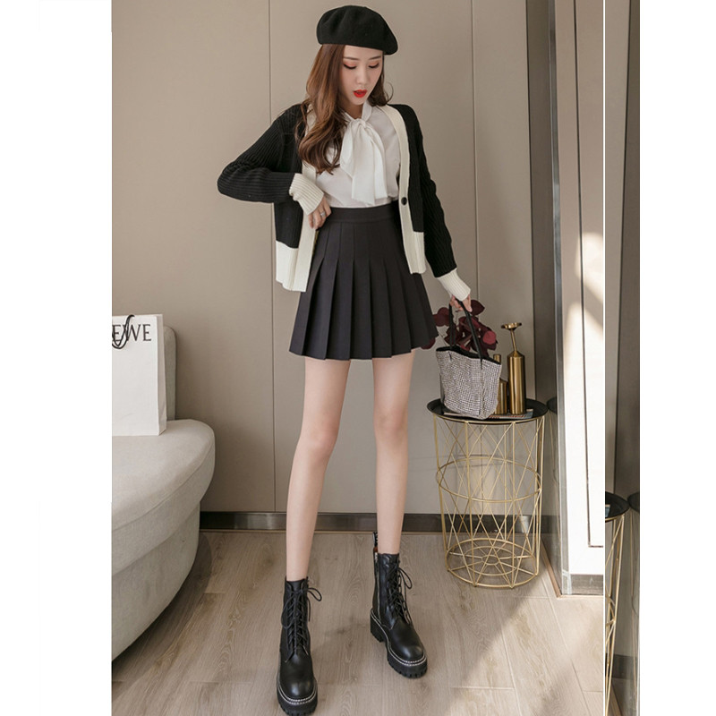 Női Nagy méretű 6XL 7XL 8XL Szexi mini redőzött szoknya fekete biztonsági rövidnadrággal Női gótikus Lolita Aline College School Girl Club