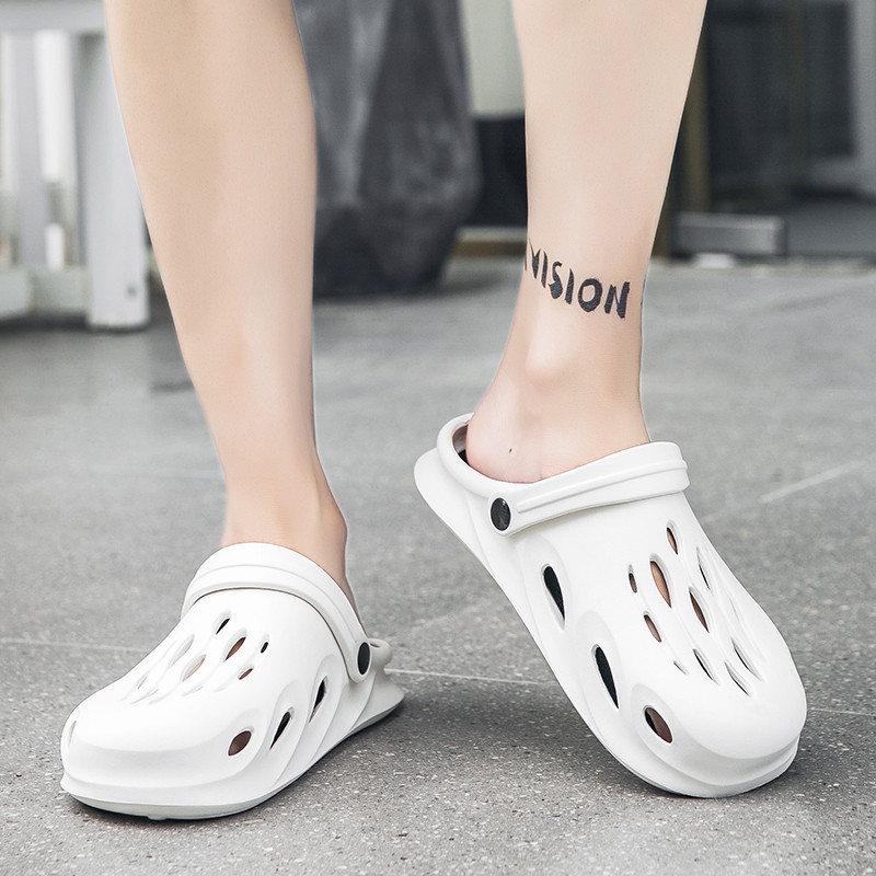 Ljetne nove muške sandale Cipele s rupama Protuklizne papuče za plažu Muške cipele Vanjske papuče Klompe Muške papuče 45 Sandalia