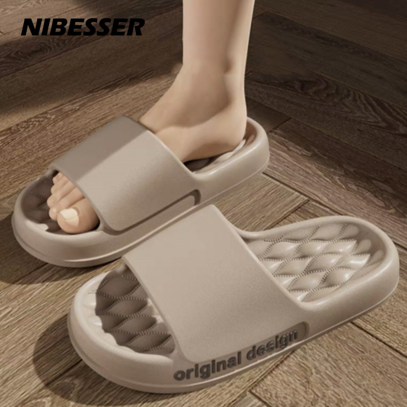 Felhő papucsok Férfi vastagtalpú szandálok női nyári strandcsúszdák Fürdőszoba papucsok Beltéri házban csúszásgátló puha divatos papucsok