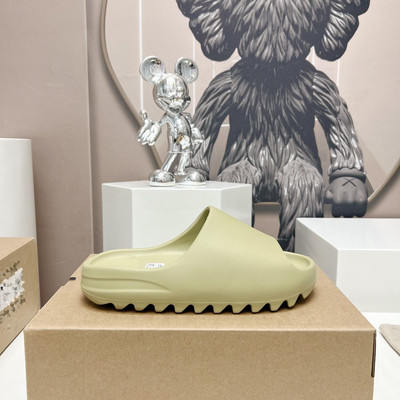 2023. Nove marke sandale papuče Yzy tobogani sand bone glow green mineral pure muške ženske papuče Veličina 36-45 Vanjske cipele koje se ne klize