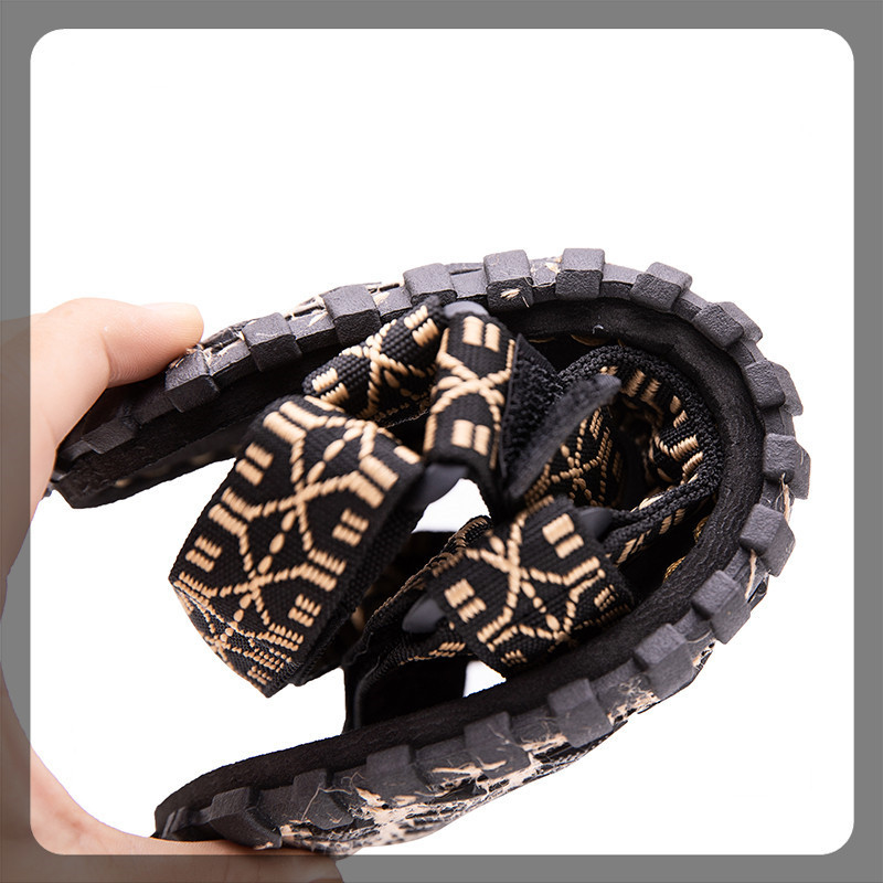 Férfi divatszandálok Egyszerű alkalmi nyári cipők kényelmes tornacipők szabadtéri strand vakációs szandálok férfi vízicipők