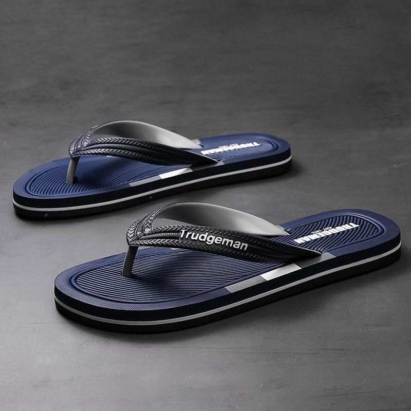 2021. aasta uued meeste sussid, plätud, sandaalid, disainitud luksuslikud meeste kingad, meeste sussid õues, libisemiskindlad kodus rannasussid