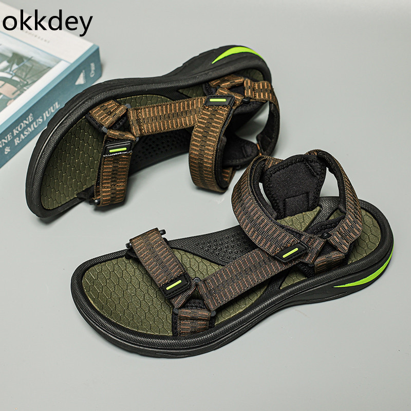 Prozračne muške sandale, ravne vanjske, neklizajuće, trendi, sveobuhvatne, udobne sandale, lagane ležerne cipele, proljeće, ljeto, glavne