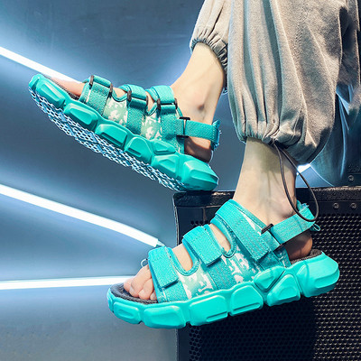 Platvorm Meeste sandaalid vabaaja veekindel õues Mugavad trendikad jalatsid Hingavad rannasandaalid Kevadsuvi Põhiline