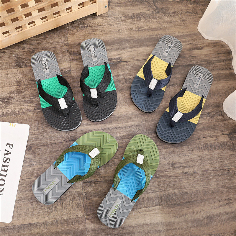 Nove jeftine muške japanke Ljeto 2023. Vanjske papuče za plažu Muške lagane neklizajuće japanke Muške papuče chinelo masculino