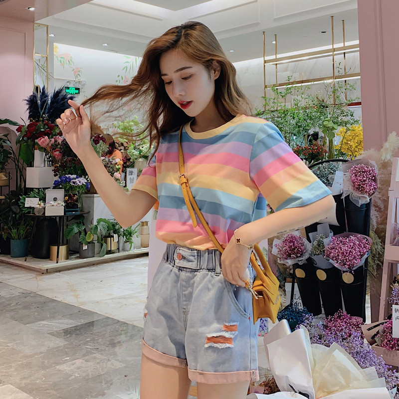 Armas vikerkaaretriibuline Korea mood Harajuku lühikeste varrukatega naiste T-särk, suvine vabaaja 2022. aasta teismeliste topp Tunicode`i ülisuured riided