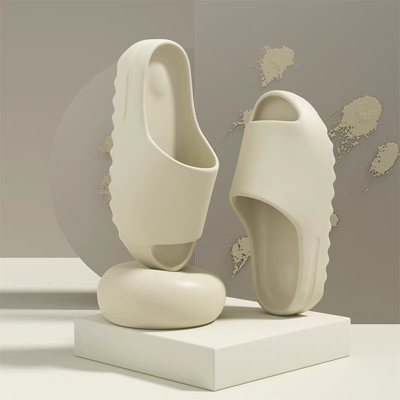 Bebealy New Fashion Papuci pentru femei Papuci de plajă clasici Vara 2024 Sandale moi pentru femei Pantofi unisex pentru acasă Tobogani de baie pentru femei