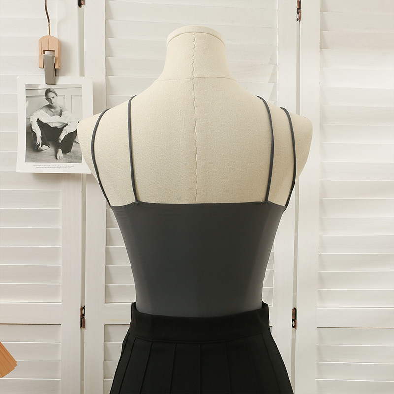 Ženska majica bez rukava s ugrađenim grudnjakom Špagete naramenicama Za žene Ice Silk Ležerne ljetne majice s rukavima Ženske korejske mode Dropshipping