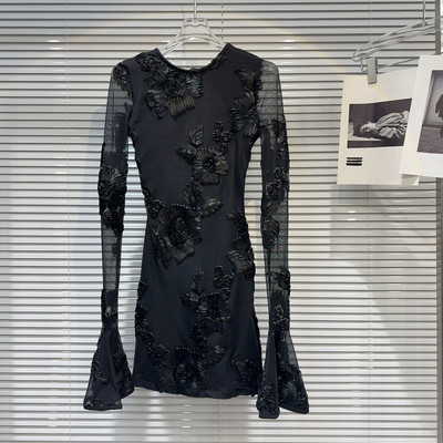 PREPOMP 2023. Zimska nova kolekcija dugih širokih rukava s izvezenim cvjetnim leđima, izdubljena bež kratka haljina za žene GM699